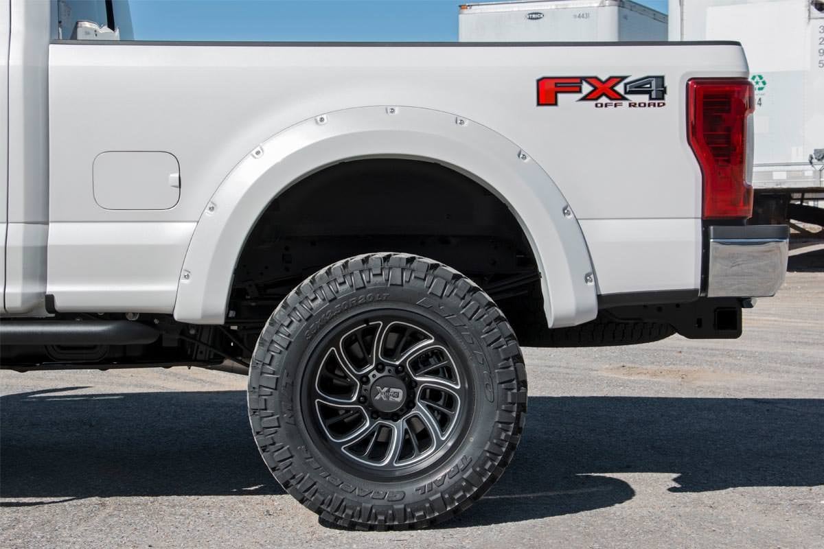 Pocket Fender Flares Ford F-250/F-350 Super Duty (2017-2022) Rough Country