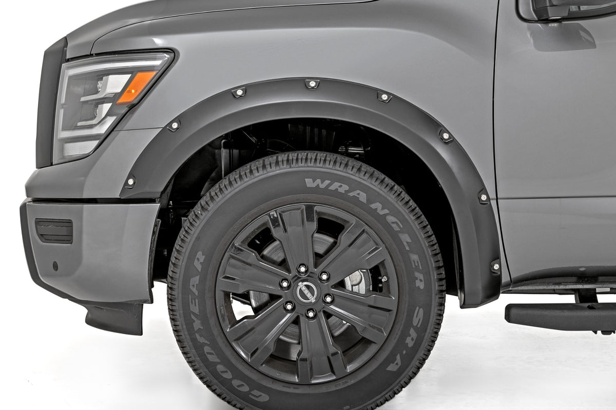 Pocket Fender Flares Crew QAK Glacier White W/O Emblem Nissan Titan (17-24) Rough Country