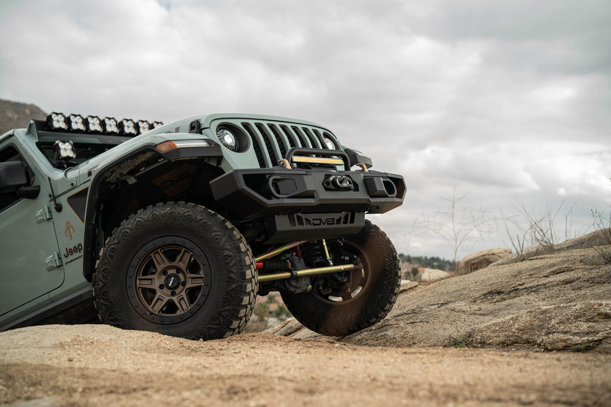 2018 2025 Jeep Wrangler JL & 2020 2025 Gladiator JT OE Plus Front Bumper DV8 Offroad