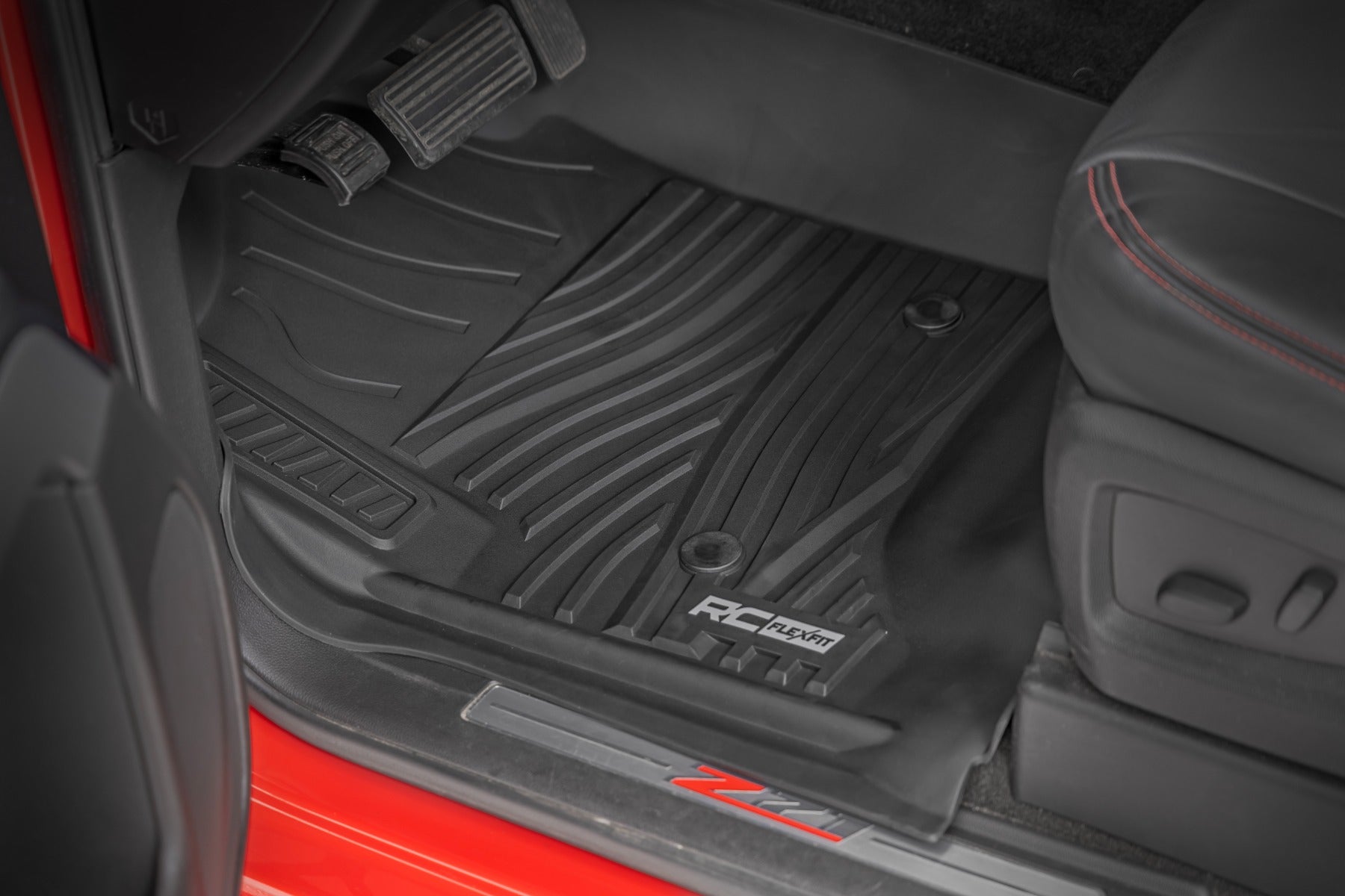 Flex-Fit Floor Mats FR & RR FR Bucket Crew Silverado/Sierra 1500/2500HD/3500HD 2WD/4WD Rough Country