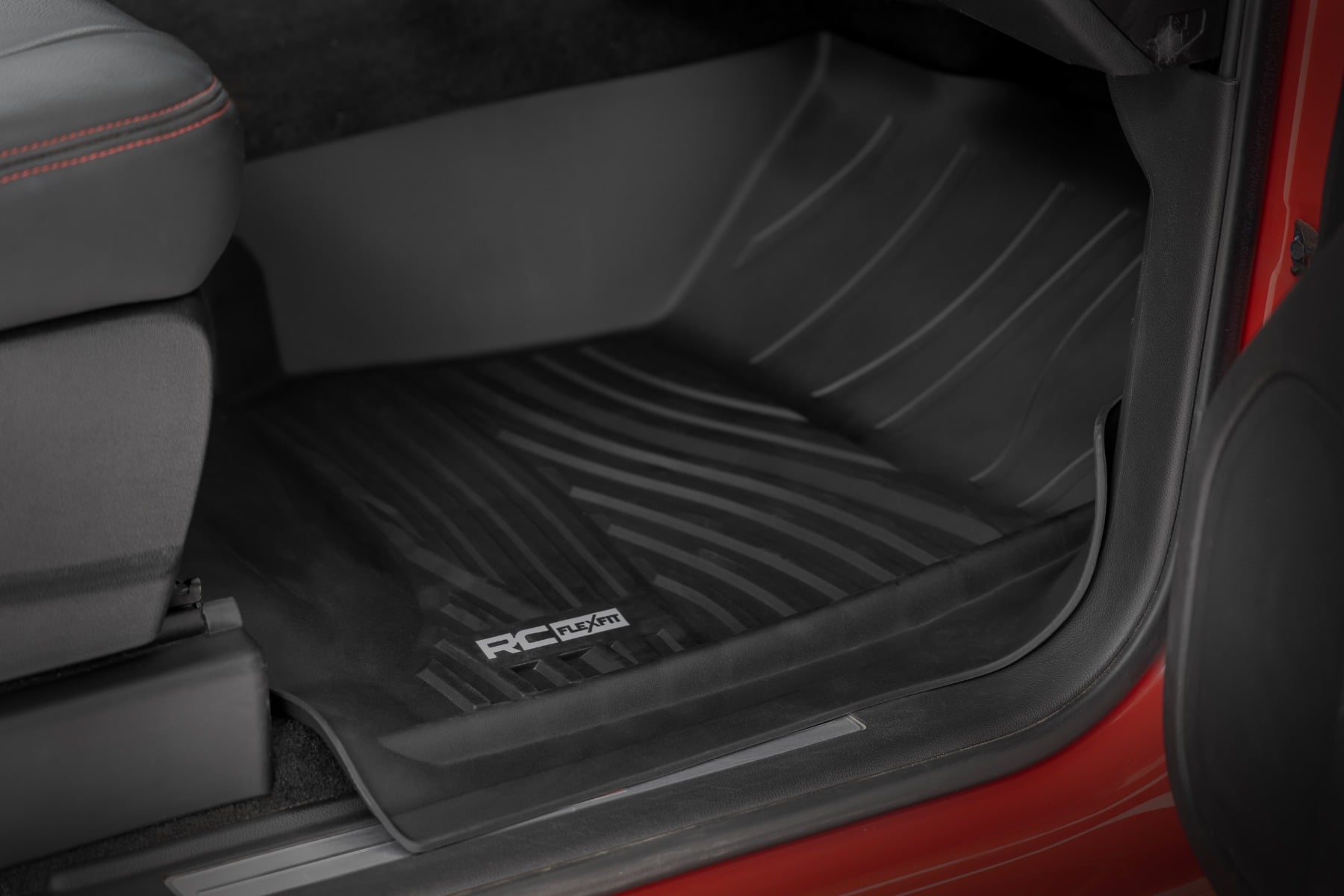 Flex-Fit Floor Mats FR & RR FR Bucket Crew Silverado/Sierra 1500/2500HD/3500HD 2WD/4WD Rough Country