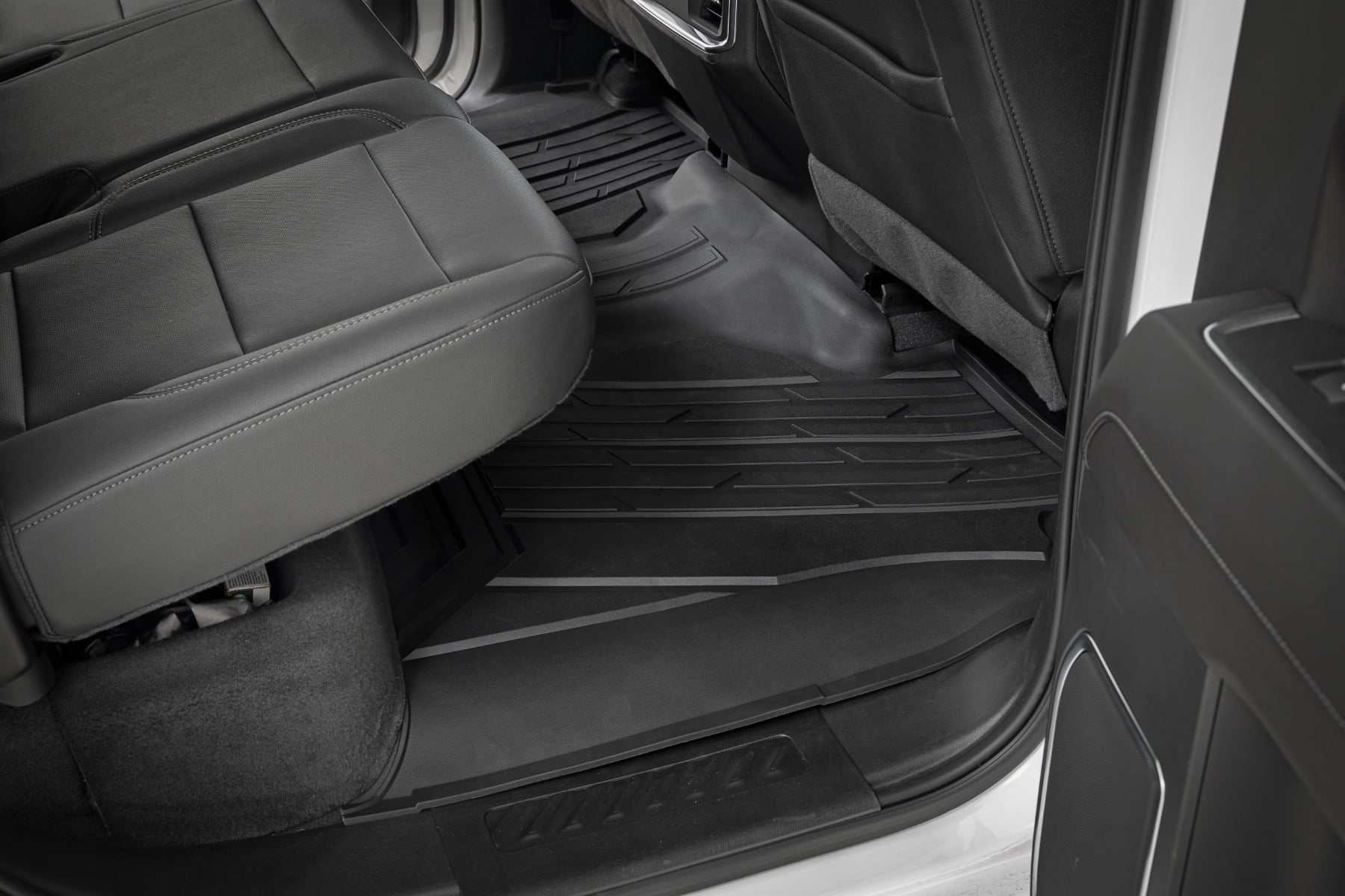 Flex-Fit Floor Mats FR & RR FR Bucket Crew Silverado/Sierra 1500/2500HD/3500HD (19-26) Rough Country