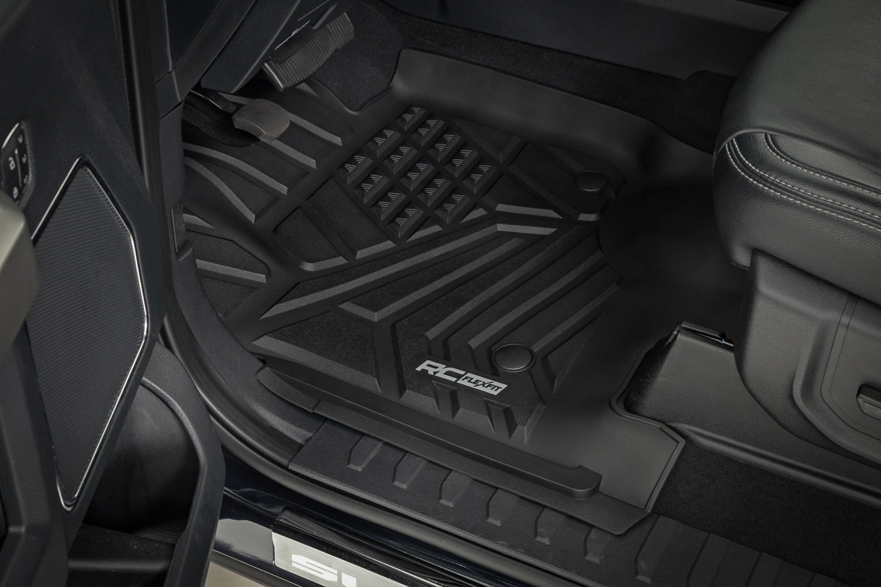Flex-Fit Floor Mats Front and Rear Ford F-250/F-350 Super Duty (17-26) Rough Country