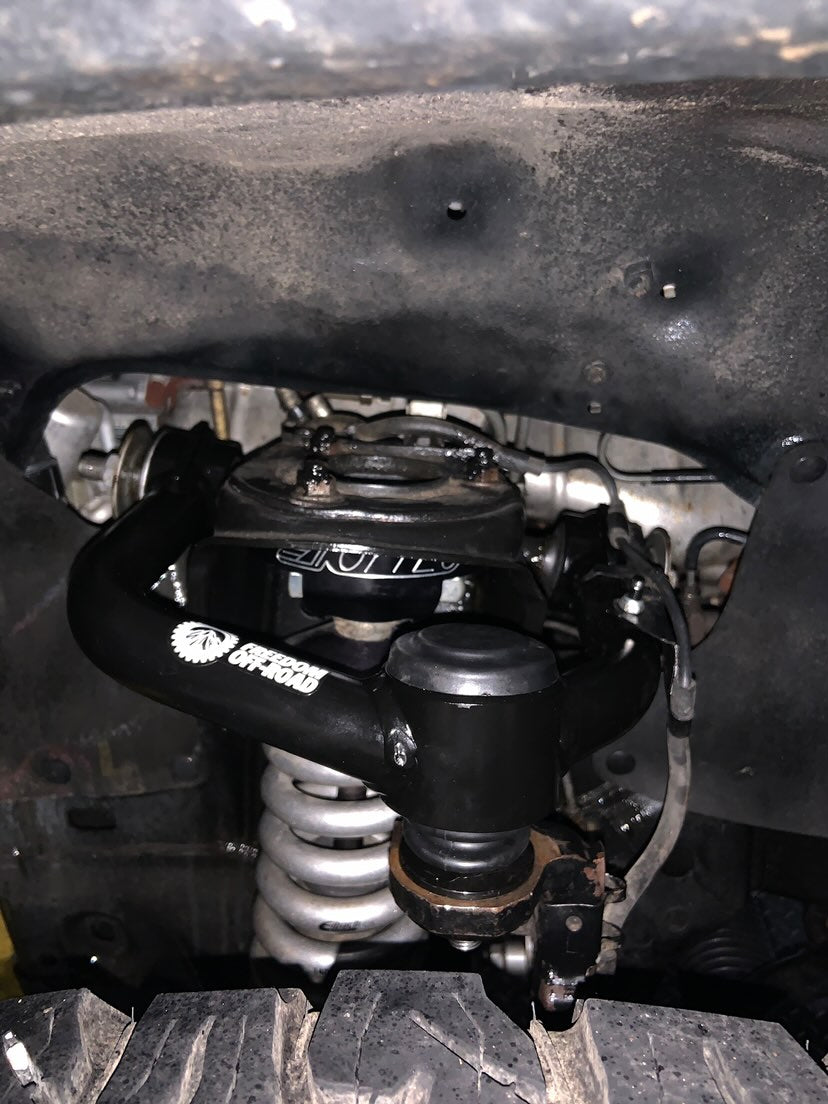 Front Upper Control Arms for 2-4 Inch Lift 01-07 Sequoia/00-06 Tundra Freedom Off-Road