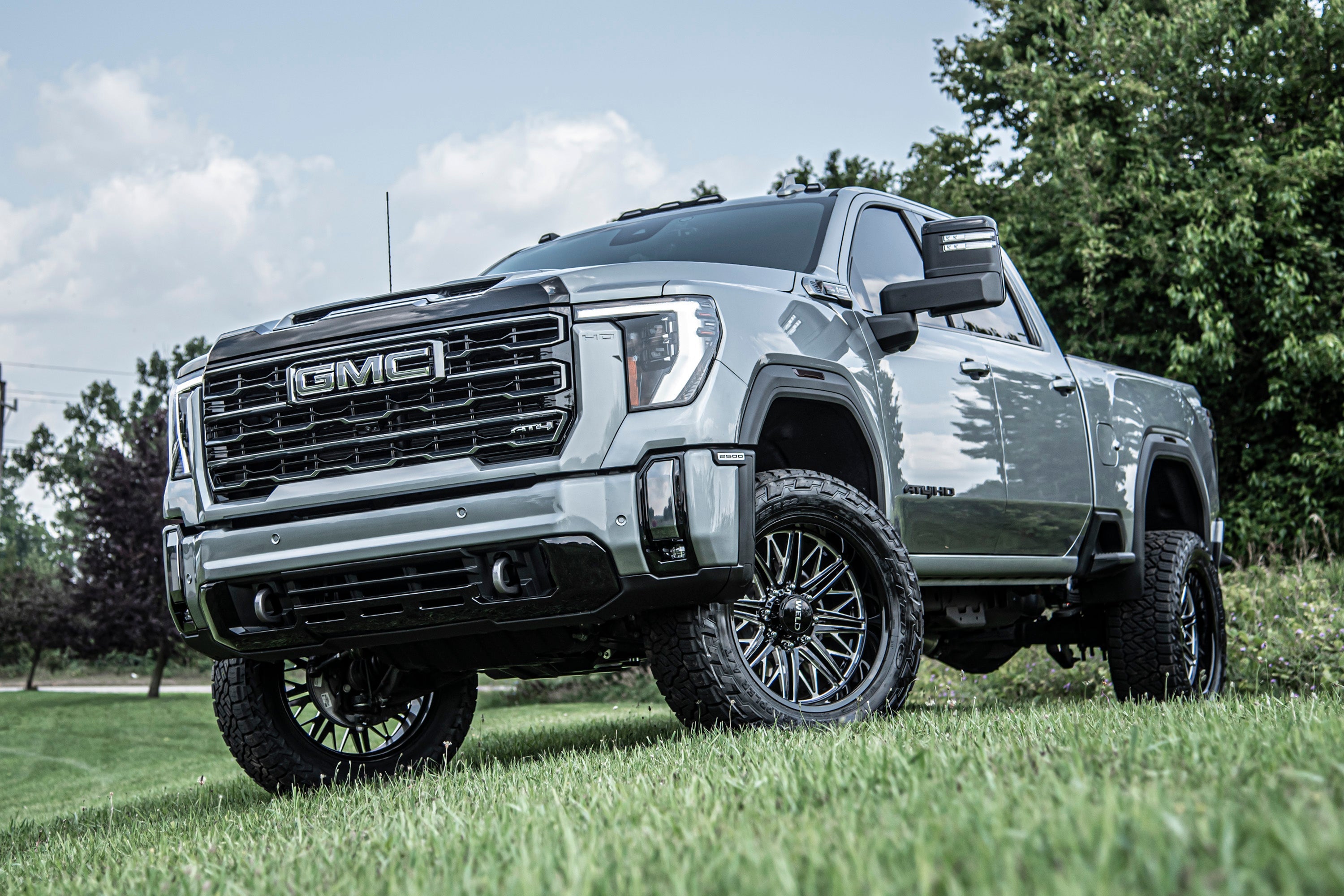 3-inch lift kit for Chevy Silverado or GMC Sierra 2500HD/3500HD featuring FOX 2.5 Performance Series shocks.