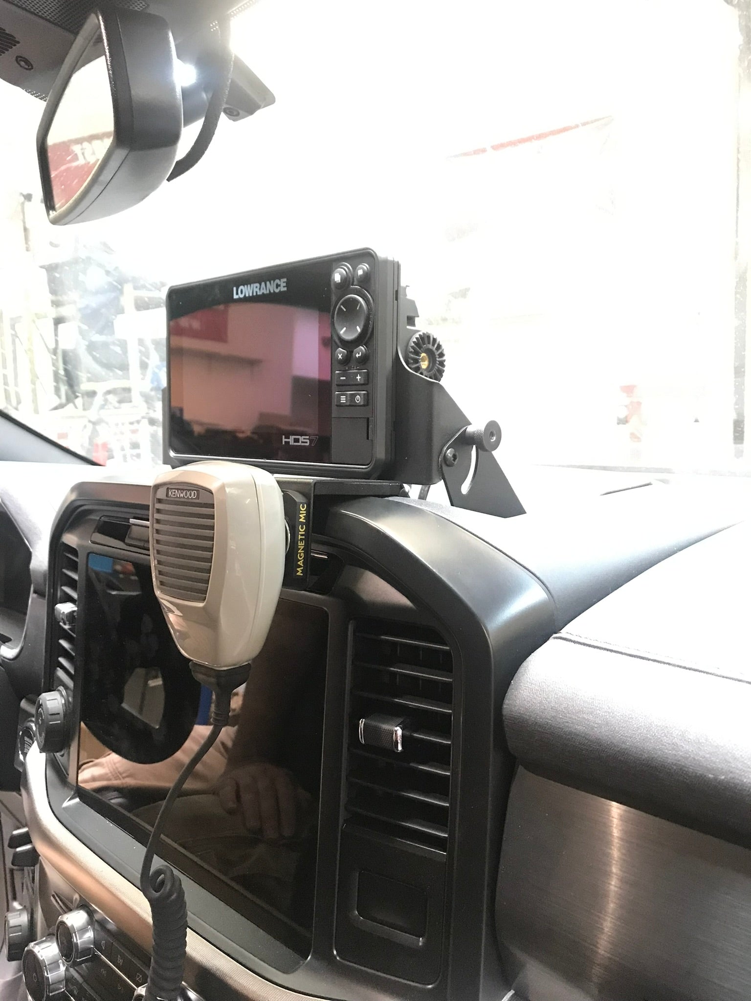2021-2024 F150 and Gen 3 Raptor center dash mount for HDS7 Live GPS, showcasing a sleek installation with a microphone.