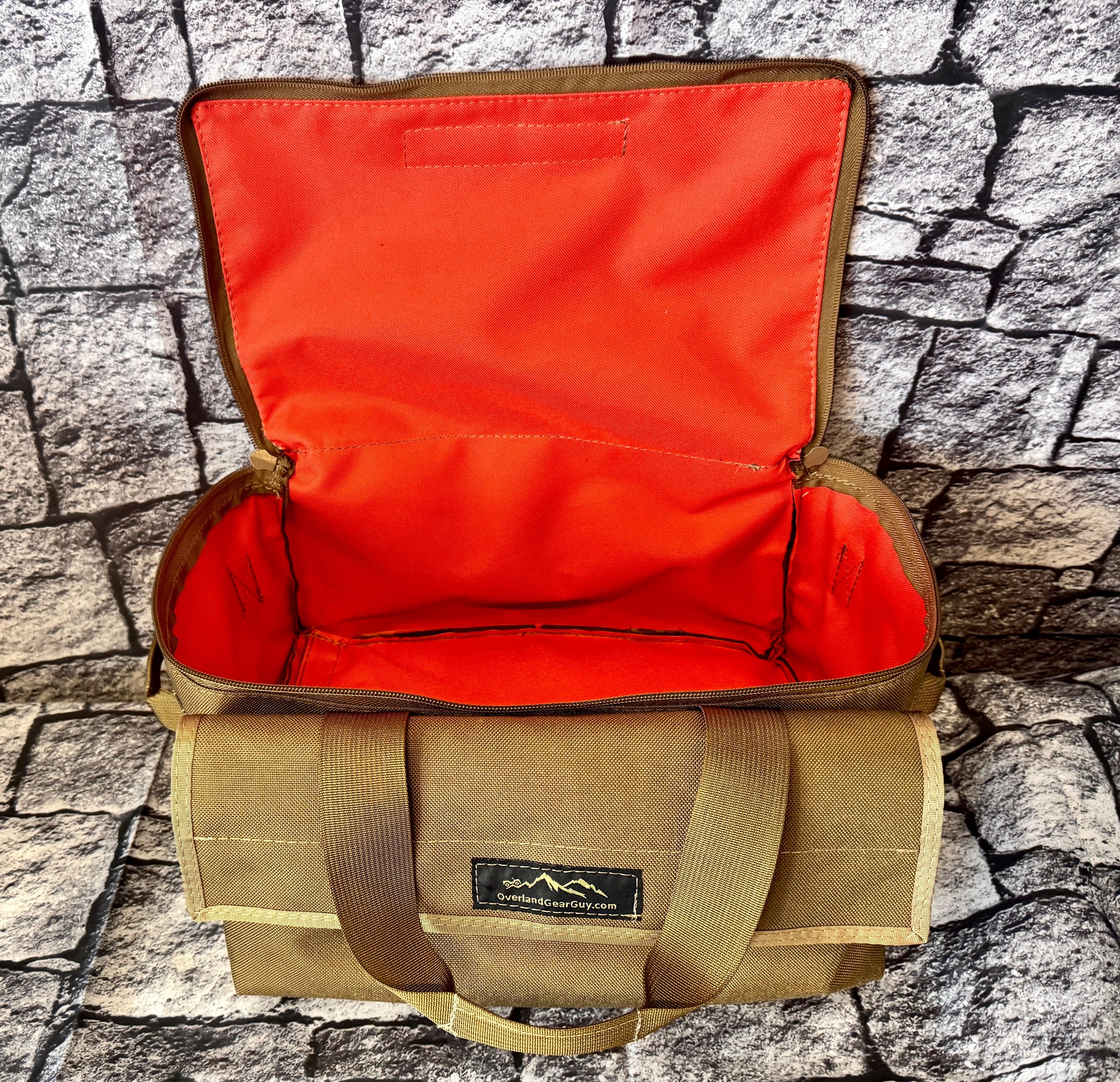 The Howl R1 Carry Bag