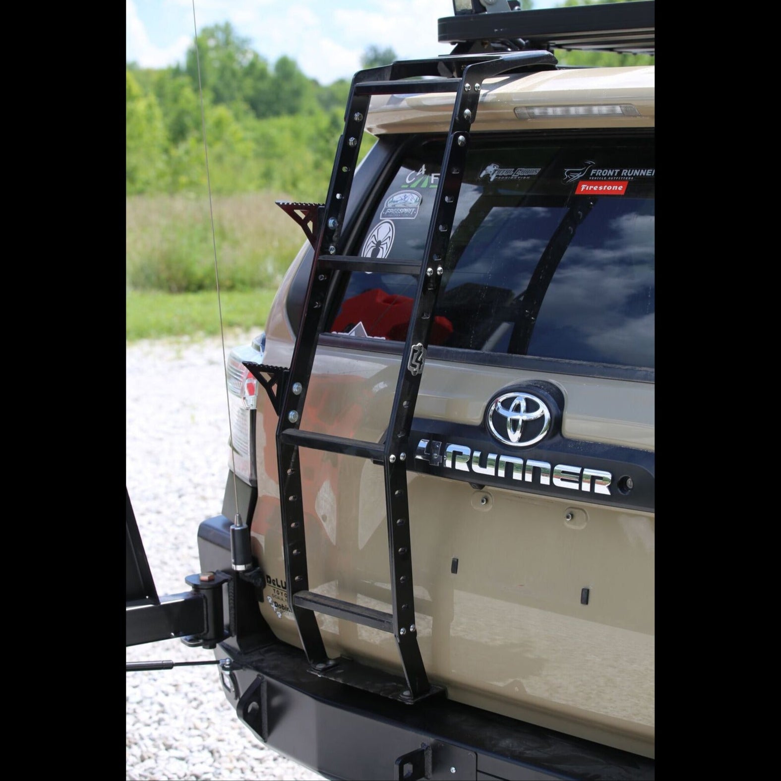 Summit Hatch Ladder Side Step / 5th Gen / 2010+