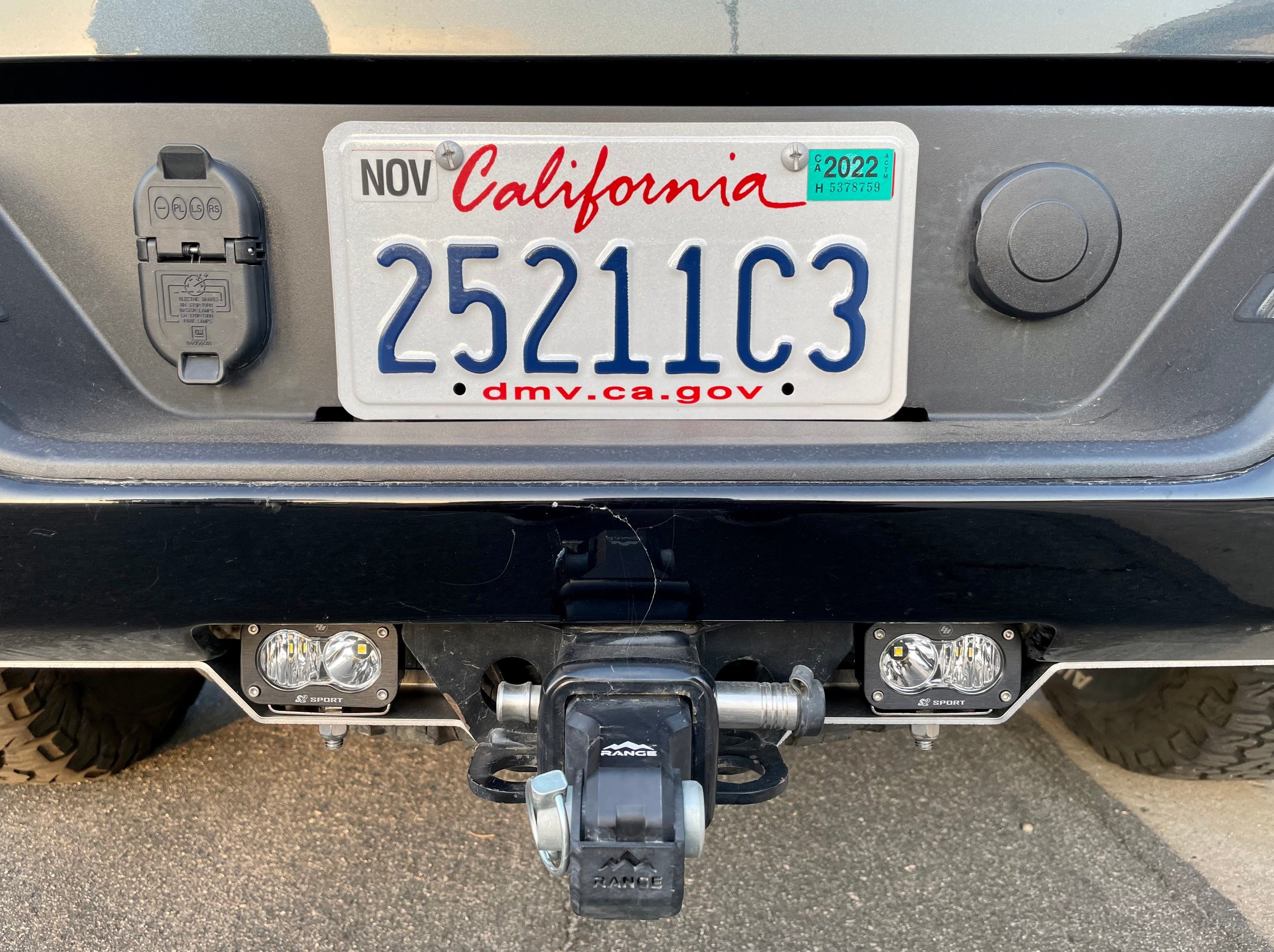 2019-2024 Silverado/Sierra 1500 Rear Facing Light Mount