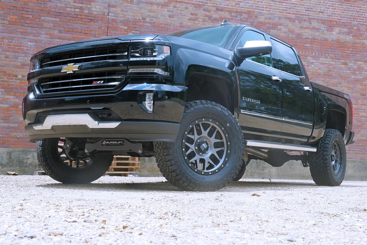 6.5 Inch Lift Kit 2007-2016 Chevy Silverado/GMC Sierra 1500 2WD with Cast Steel Control Arms with Fox Shocks Superlift