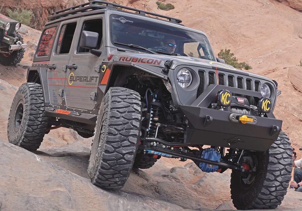 2.5 Inch Dual Rate Coil Lift Kit 2018-2025 Jeep Wrangler JL Unlimited Including Rubicon with King Shocks Superlift