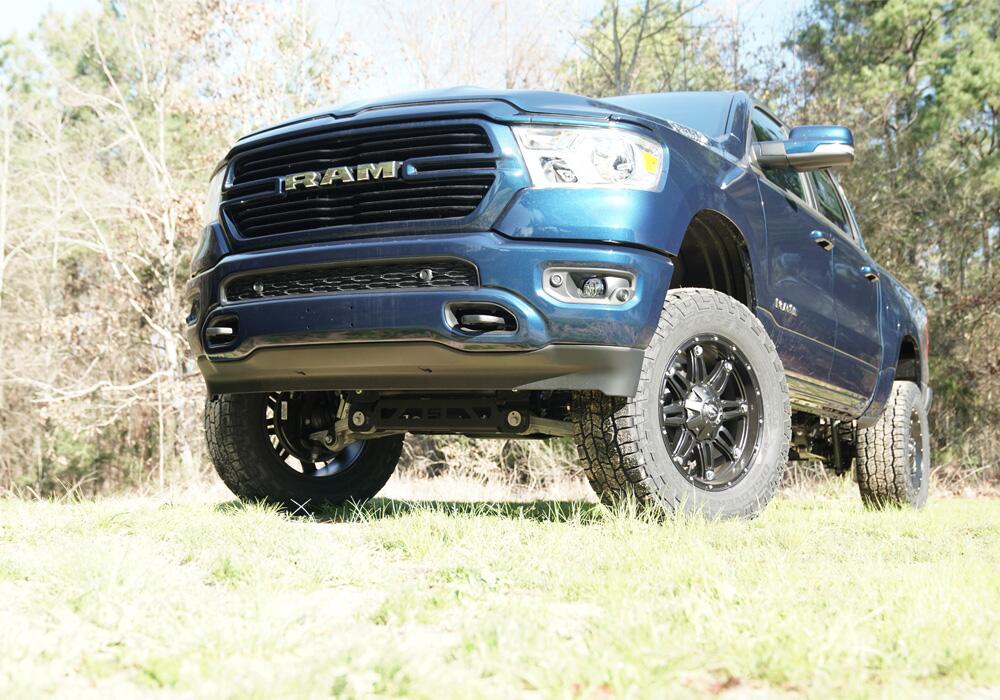 6 Inch Lift Kit 2019-2025 (New Body Style) Ram 1500 4WD without Factory Air Ride Suspension without factory 22 Inch wheels Superlift