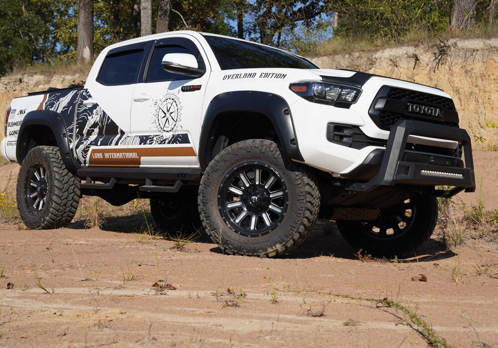 4.5 Inch Lift Kit with Fox Coilovers and Rear Shocks 2005-2015 Toyota Tacoma (will Not fit 2WD with 5-lug wheels) Superlift