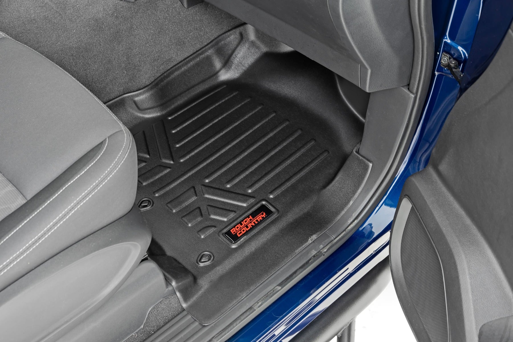 Floor Mats FR & RR Crew Cab Nissan Titan (17-24)/Titan XD (16-24) Rough Country