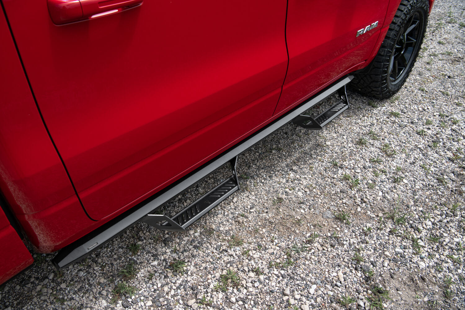Predator Pro Cab Length (2 Steps per Side) 2015.5-2018 (2019-2024 Classic) Ram 1500 Crew Cab Textured Black NFab