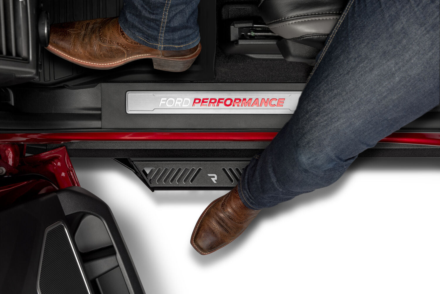 Predator Pro Cab Length (2 Steps per Side) 2017-2024 Nissan Titan/2016-2024 Titan XD Crew Cab Textured Black NFab