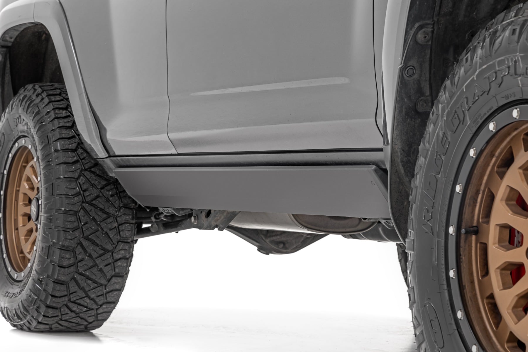 Power Running Boards Dual Electric Motor Toyota 4Runner 2WD/4WD (10-24) Rough Country