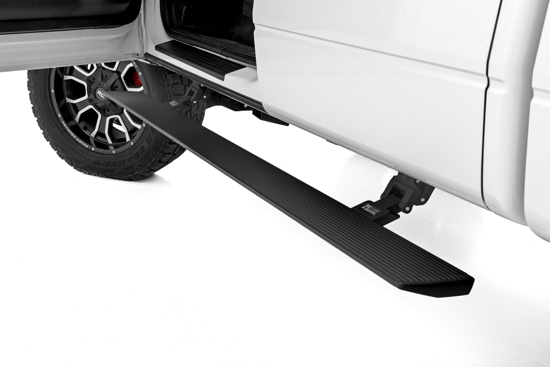 Power Running Boards Dual Electric Motor Crew Cab Ford F-150 (09-14) Rough Country