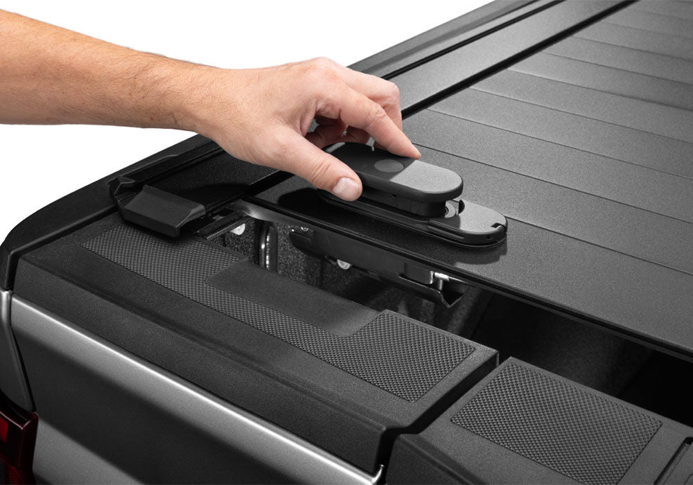 RetraxPRO with EZ-Off FRC-4000 Retractable Tonneau Cover Industrial Strength Aluminum Construction 2019-2023 Ford Ranger 5' Bed