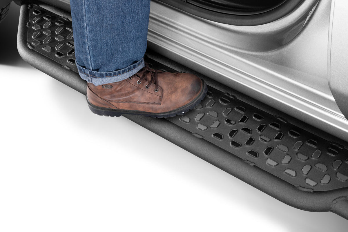 Growler Sport Running Boards Cab Length 2019 (New Body Style)-2026 Chevy Silverado/GMC Sierra 1500/2020-2026 GM2500 HD/3500 HD Crew Cab Textured Black N Fab