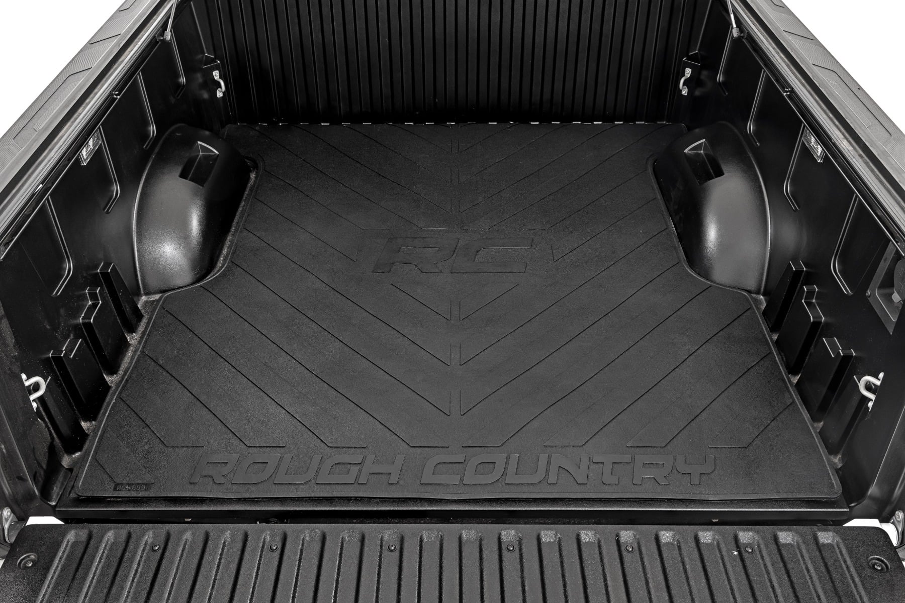 Bed Mat 5 Foot 7 Inch Bed RC Logo Toyota Tundra 2WD/4WD (2022-2026) Rough Country