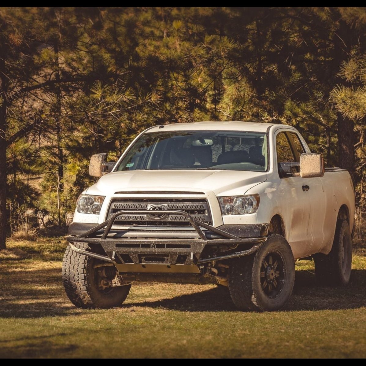 2007-2013 Toyota Tundra Hybrid Front Bumper / Wide Fenders