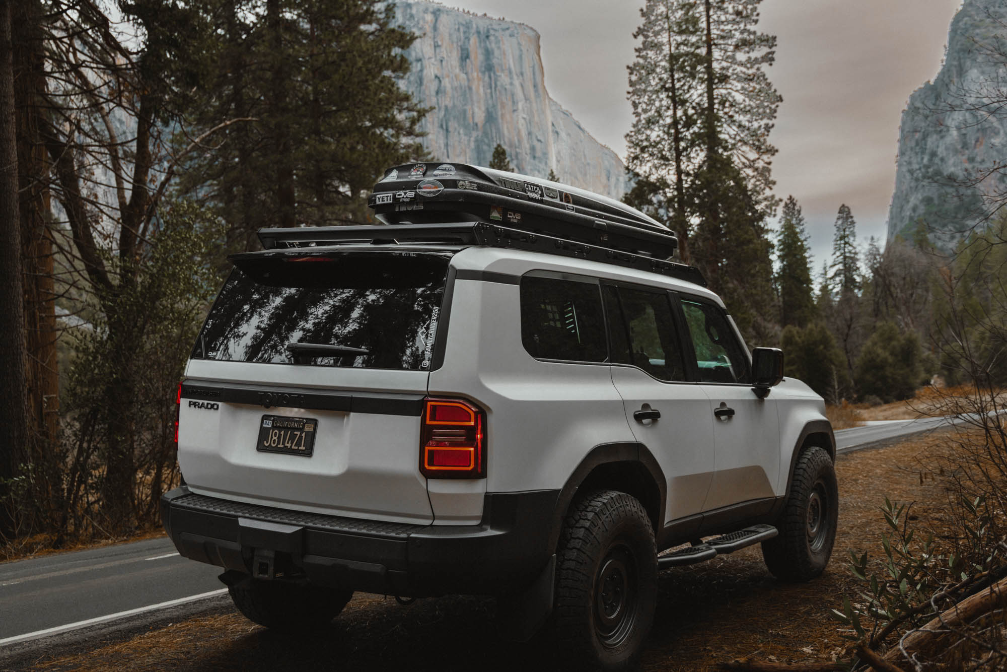 2024 2025 Toyota Land Cruiser & Lexus GX 550 Roof Rack DV8 Offroad