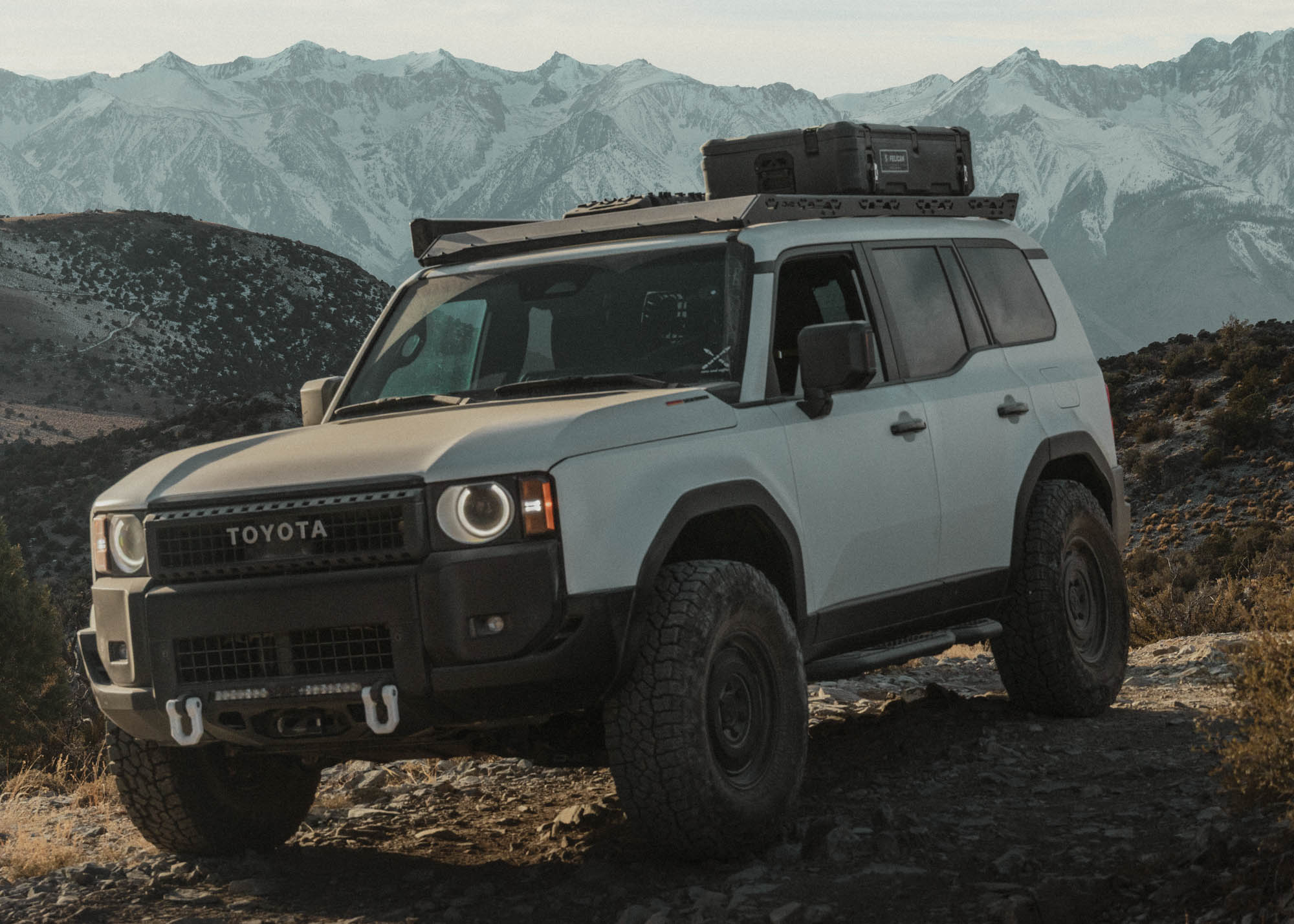 2024 2025 Toyota Land Cruiser & Lexus GX 550 Roof Rack DV8 Offroad