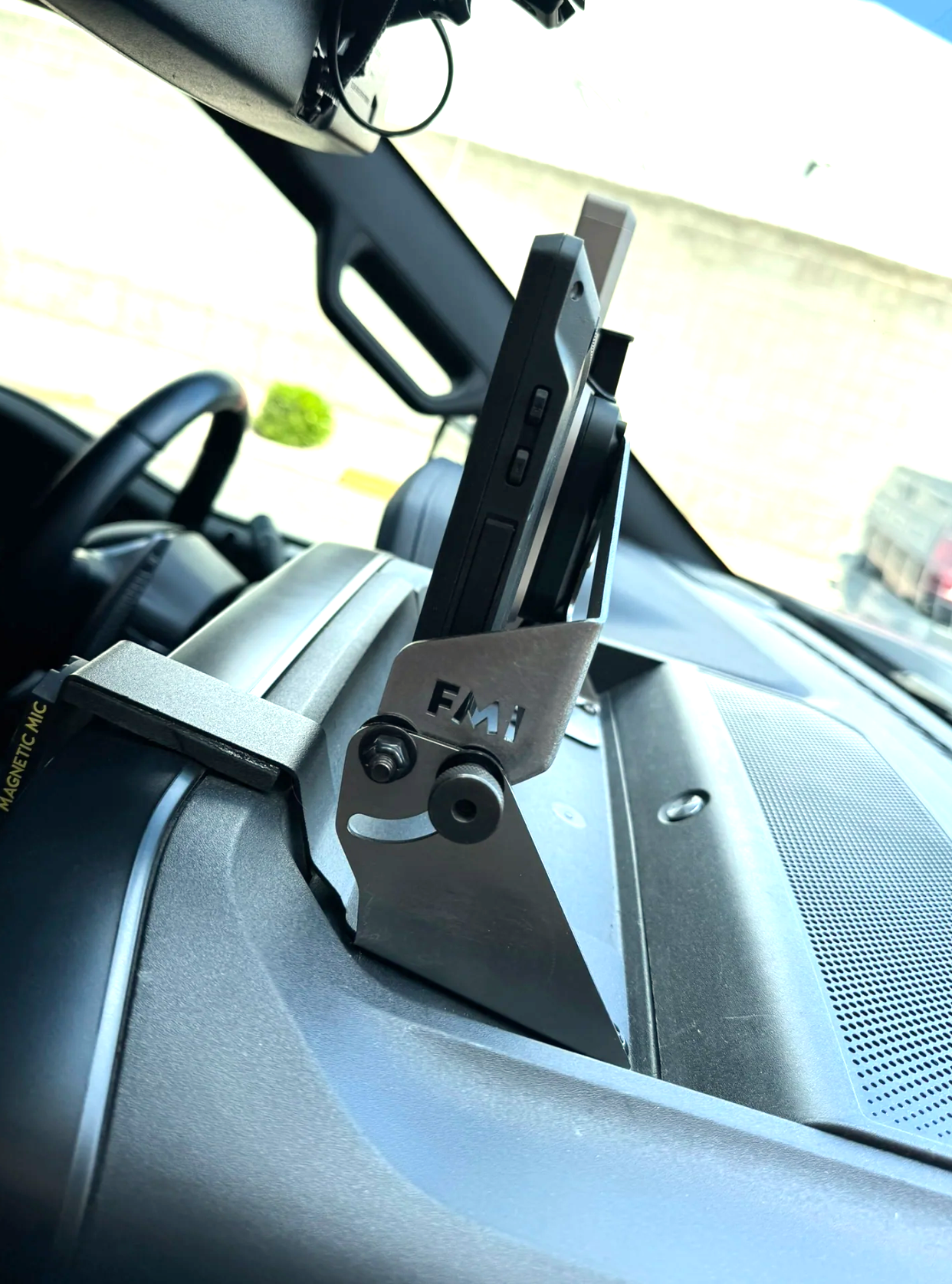 Gen 3 Raptor & 2021+ F150 - Center Dash Fold Down GPS mount - Garmin TREAD XL