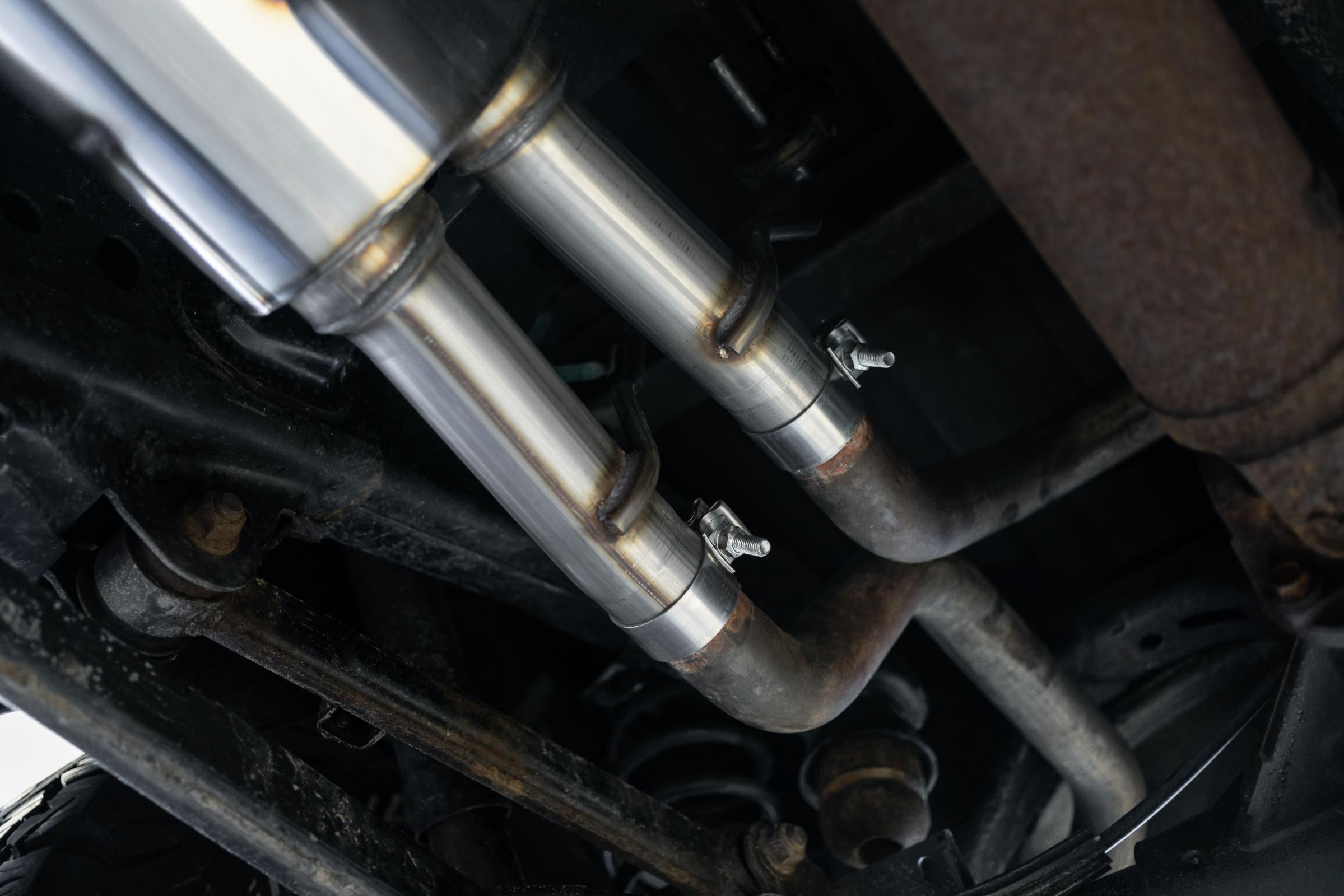 Dodge 3 Inch Single/Dual Out Muffler Replacement Armor Plus For 09-23 RAM 1500, 5.7L Hemi RAM 1500 Classic 5.7L Hemi MBRP
