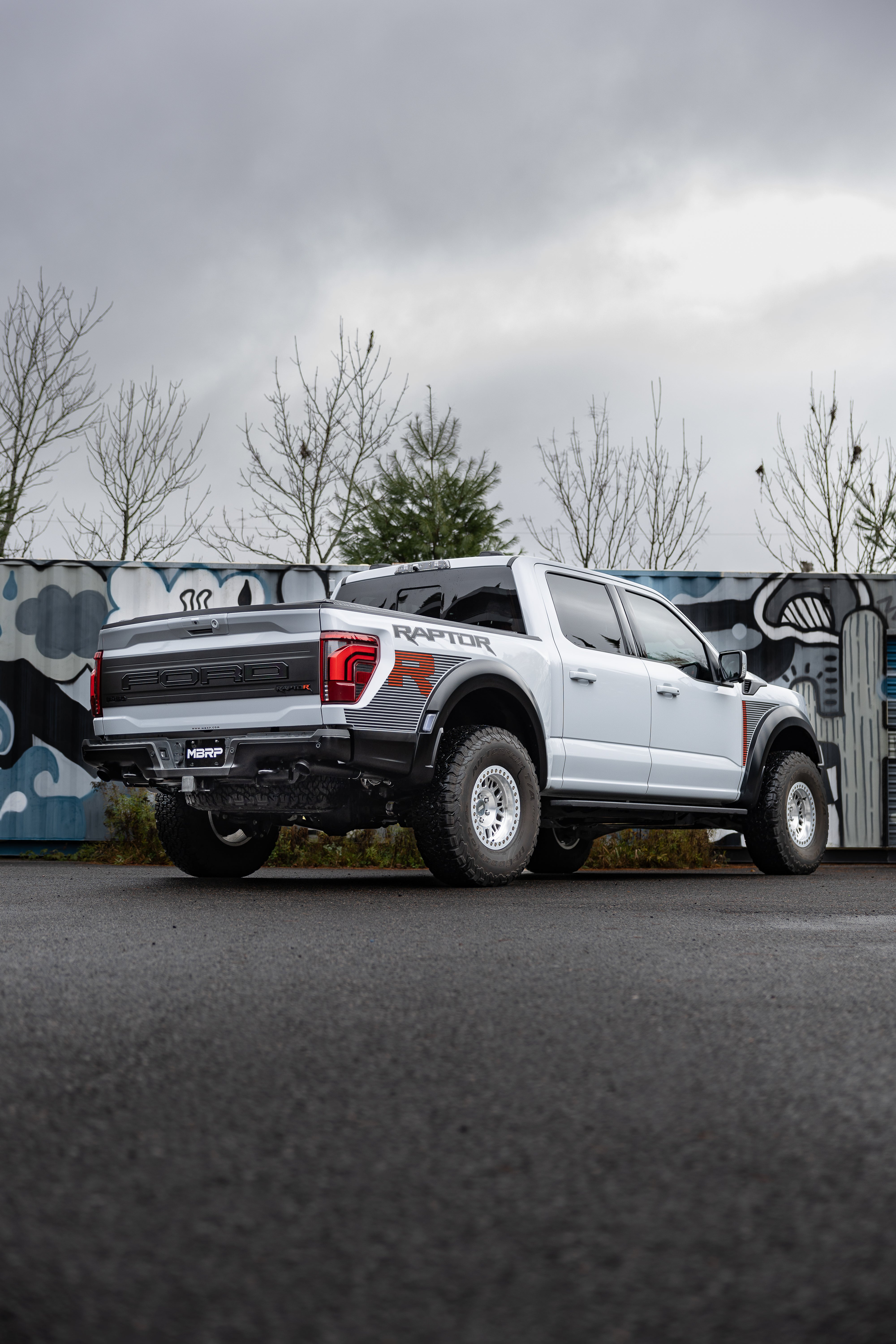 22-Present Ford F-150 Raptor 3.5L and Raptor R 5.2L Armor BLK 3-Inch Axle-Back Dual Split Rear Turn Down MBRP
