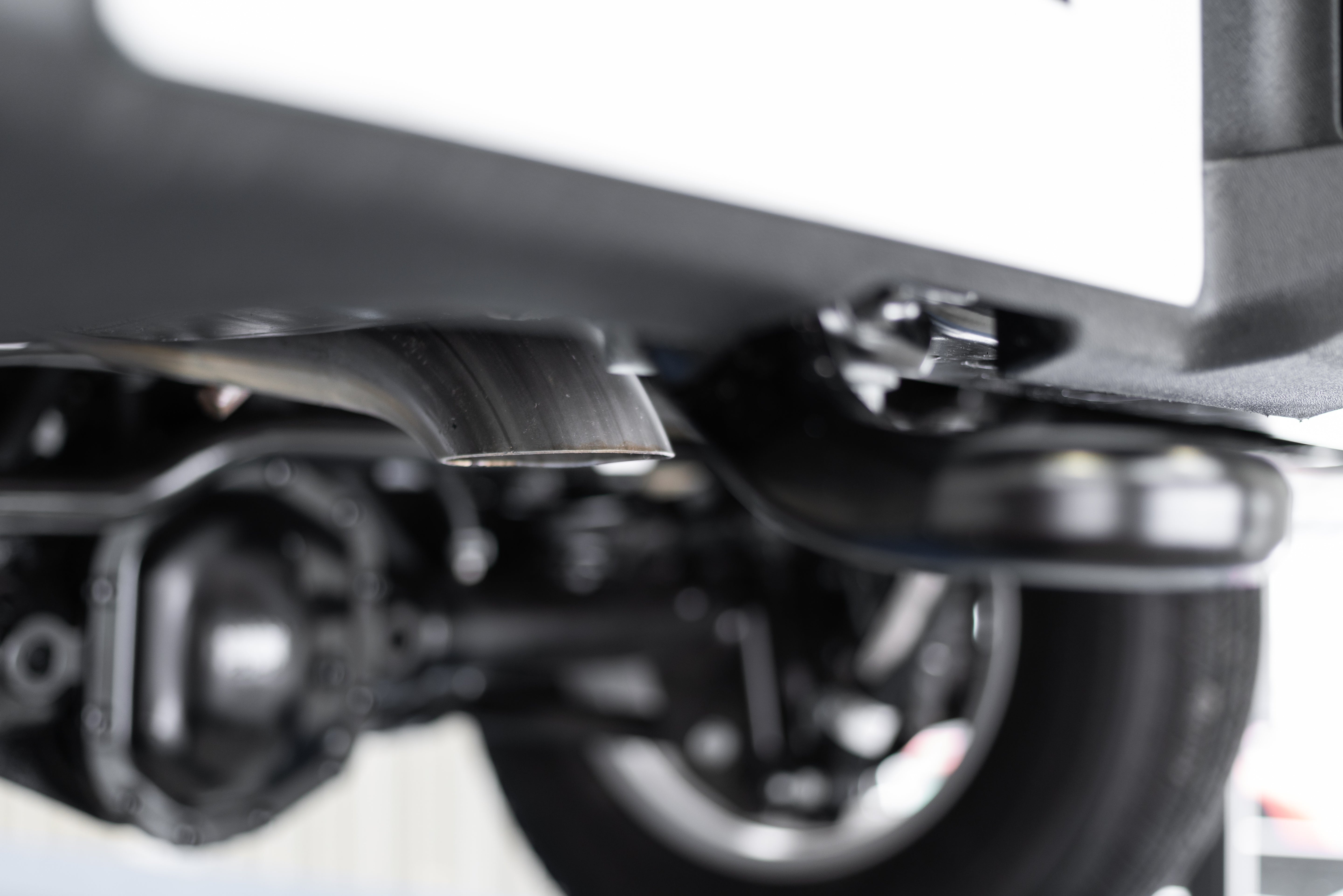 Jeep JL Cat Back Exhaust System Single Rear Exit Armor Pro Series For 18-Up Wrangler JL 2/4 Door MBRP
