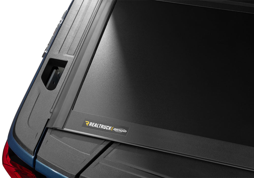 Tonneau Cover Select 2016-2024 Nissan Titan 6 Foot 7 Inch Bed Std/Ext/Crew With Utili-Track System Black Textured UnderCover