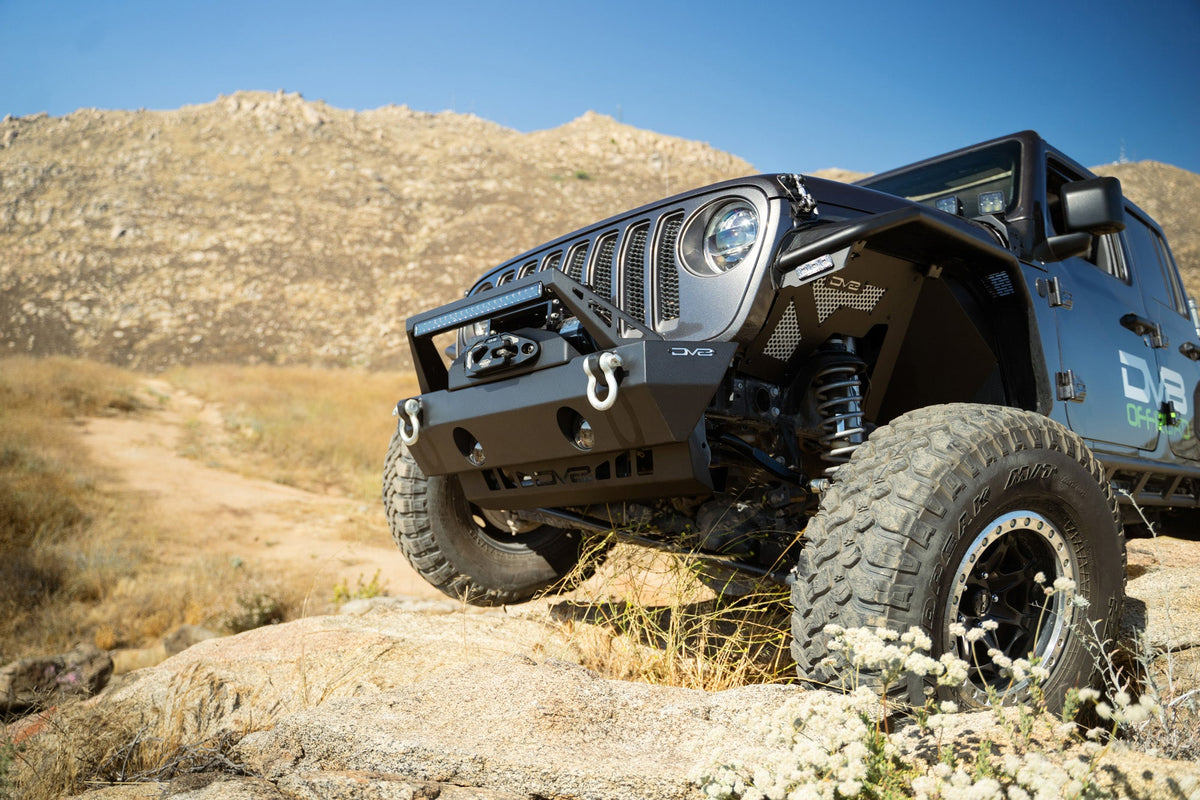 2018=2025 Jeep Wrangler JL JL Gladiator JT Front Bumper Sway Bar Disconnect Motor Skid Plate DV8 Offroad