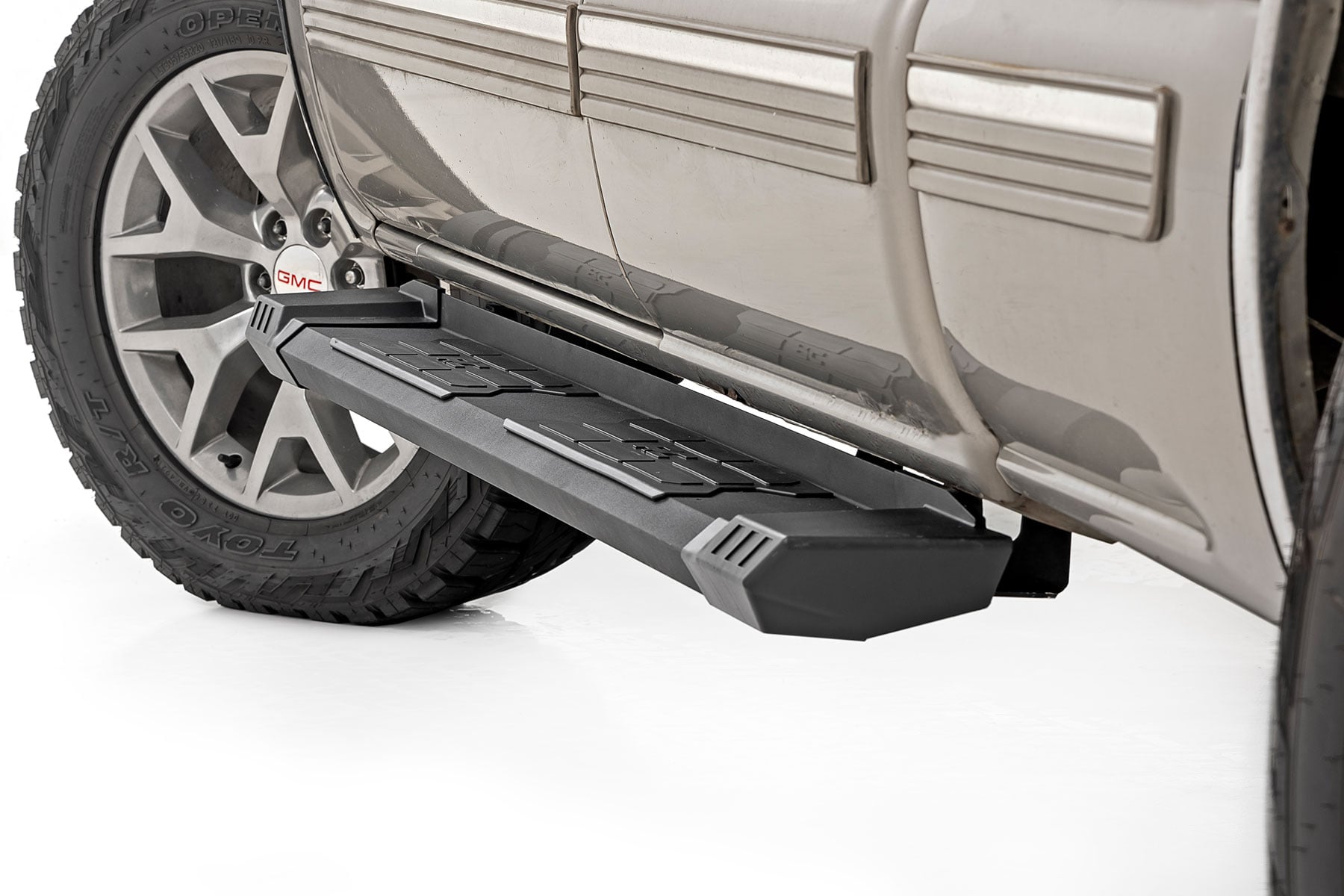 HD2 Aluminum Running Boards Ext Cab Silverado/Sierra 1500/2500HD (99-06 & Classic) Rough Country