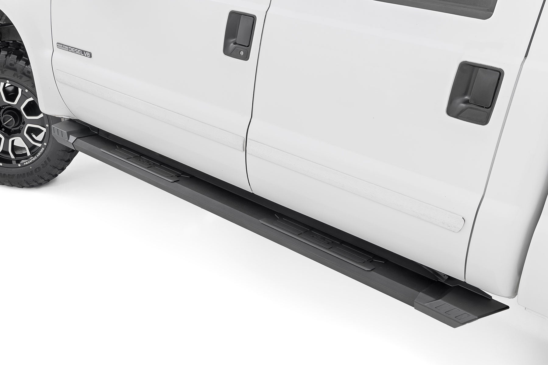 HD2 Aluminum Running Boards Super Crew Cab Ford F-250/F-350 Super Duty (99-16) Rough Country