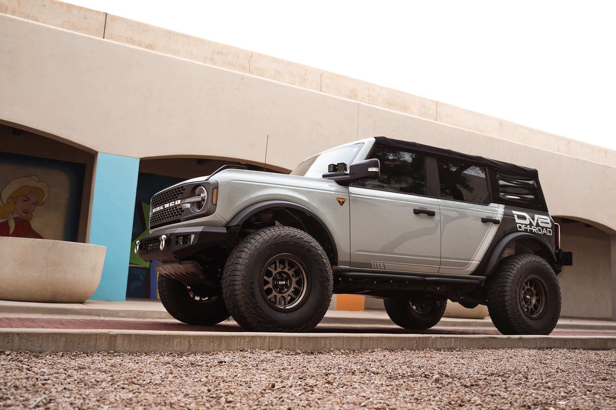 2021 2024 Ford Bronco 4 Door OE Plus Series Side Steps DV8 Offroad