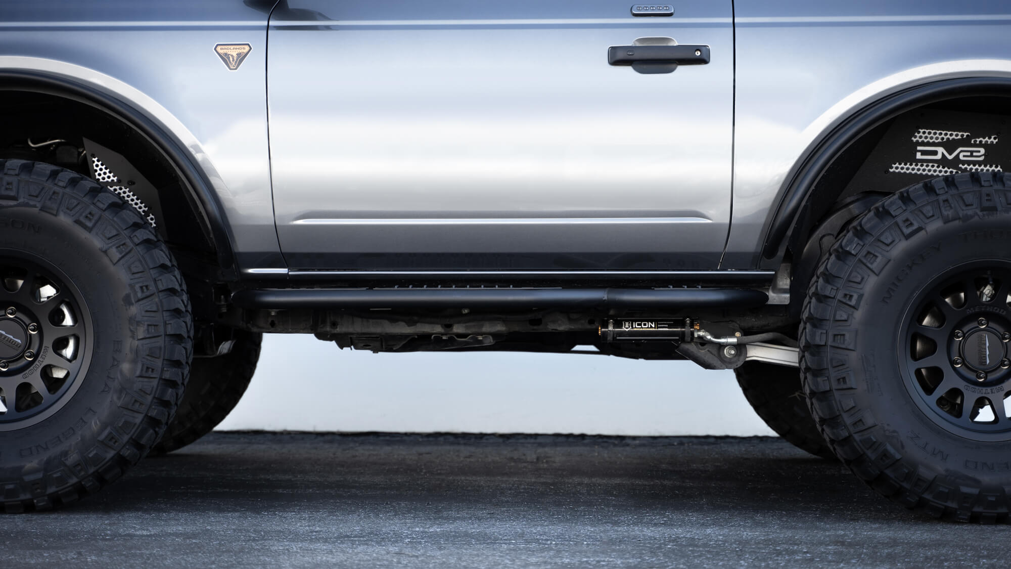 2021 2024 Ford Bronco Oe Plus 2 Door Side Steps DV8 Offroad