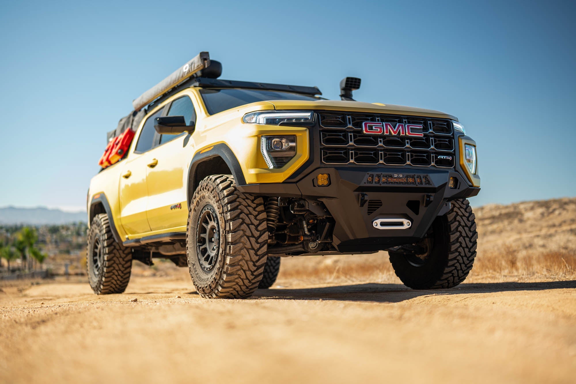 2023 2024 Chevy Colorado & GMC Canyon OE Plus Side Steps DV8 Offroad