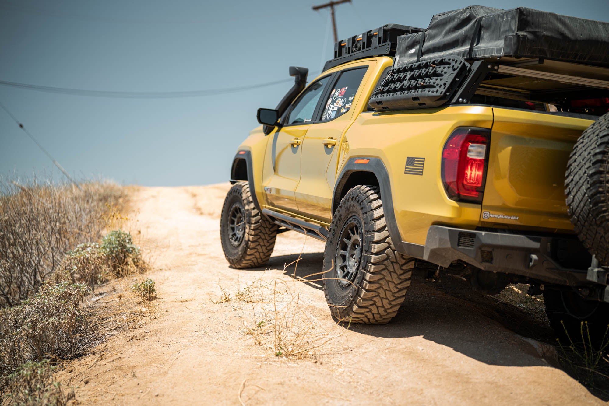 2023 2025 Chevy Colorado & GMC Canyon Rock Sliders DV8 Offroad