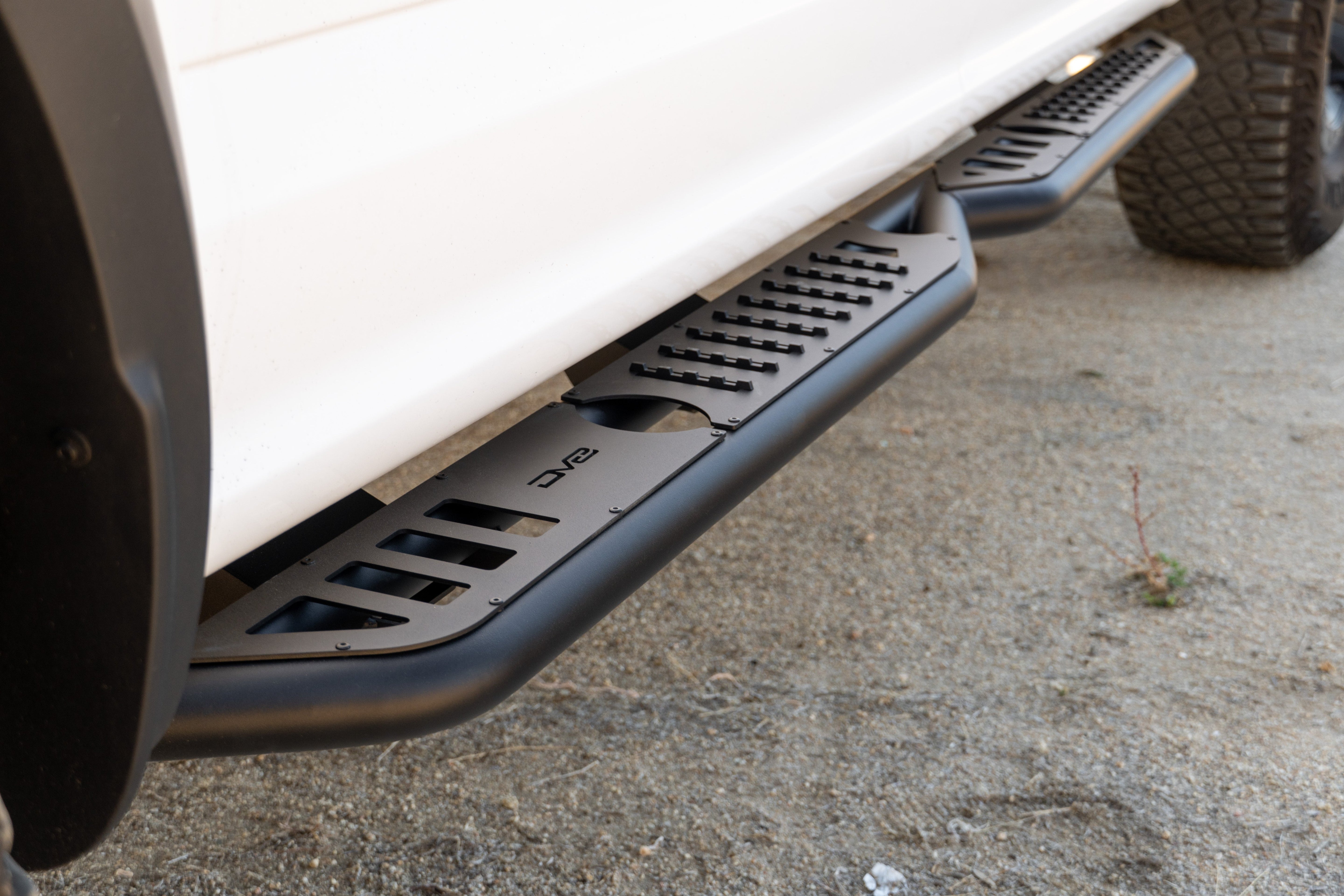 2015 2024 Ford F 150 OE Plus Side Steps DV8 Offroad