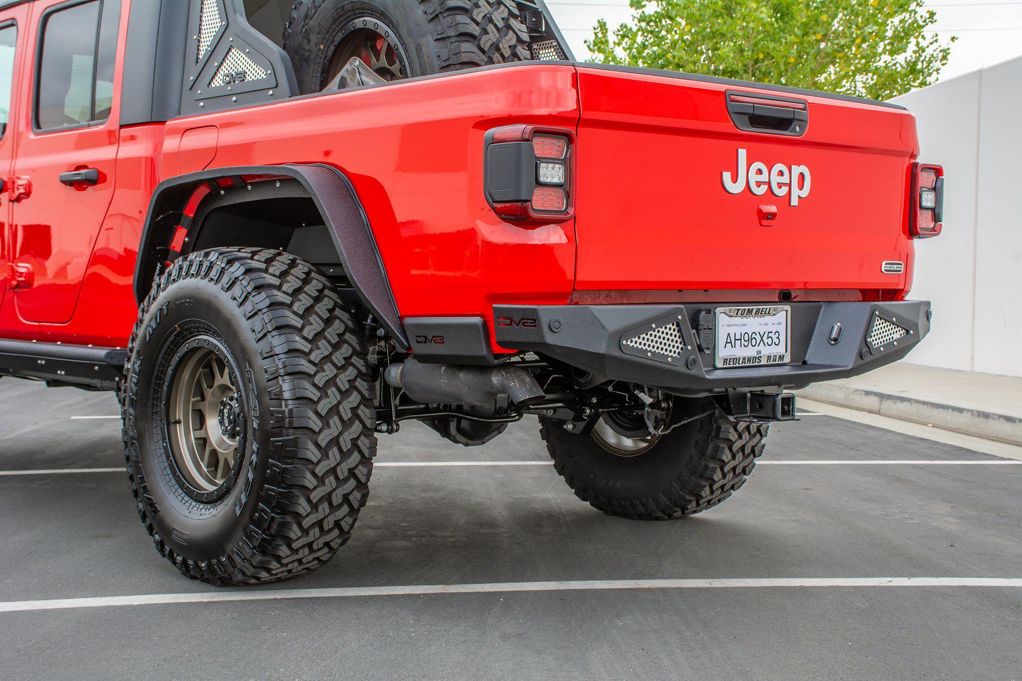 2020 2025 Jeep Gladiator JT Bedside Rock Sliders DV8 Offroad