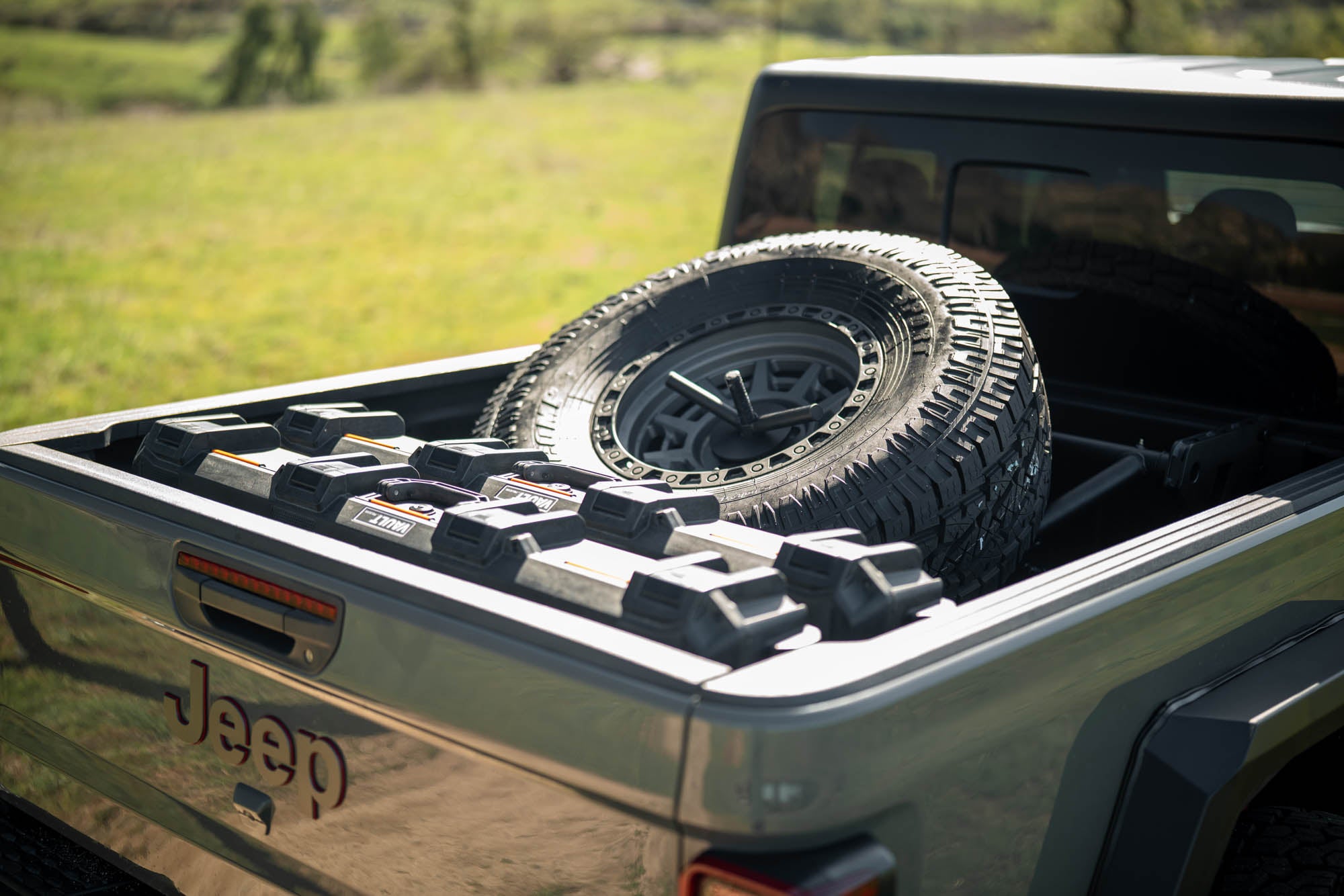 2020 2025 Jeep Gladiator JT Adjustable In Bed Tire Carrier DV8 Offroad