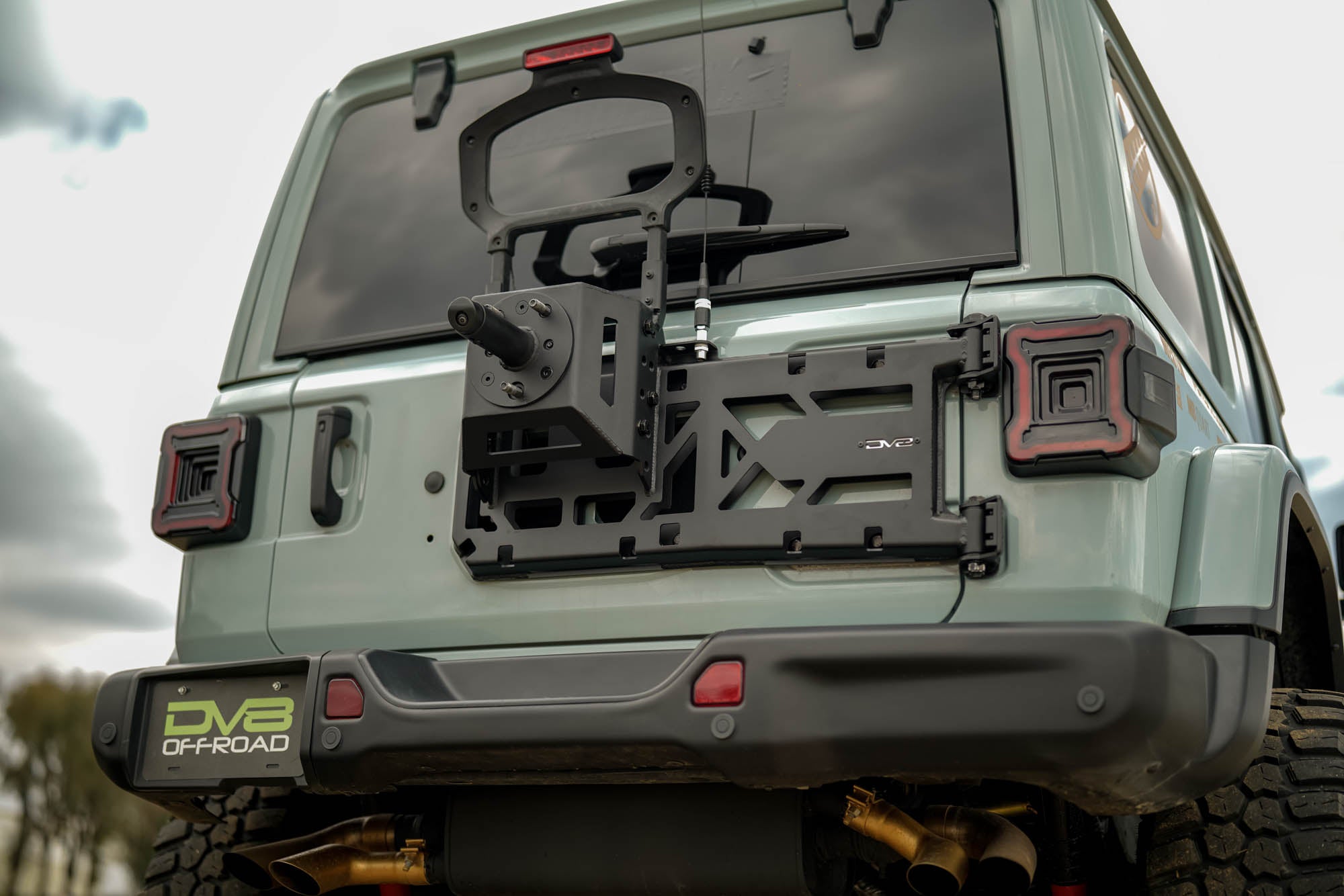 2018 2025 Jeep Wrangler JL Spare Tire Carrier DV8 Offroad