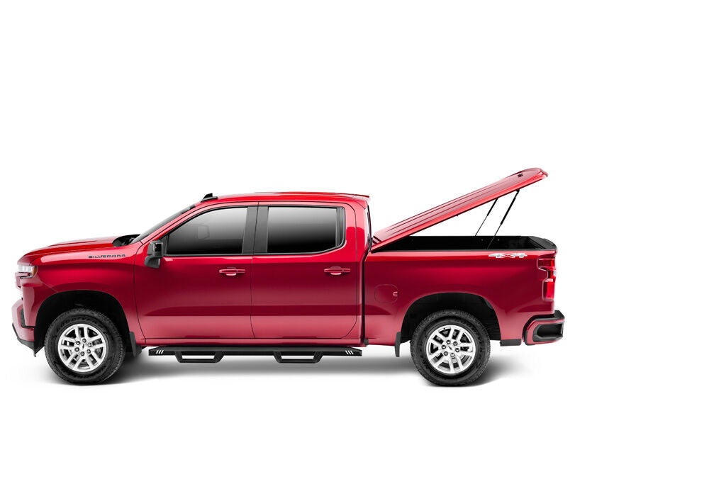 Tonneau Cover LUX 2019 (New Body Style) 2026 Silverado 5 Foot 9 Inch Bed Black UnderCover