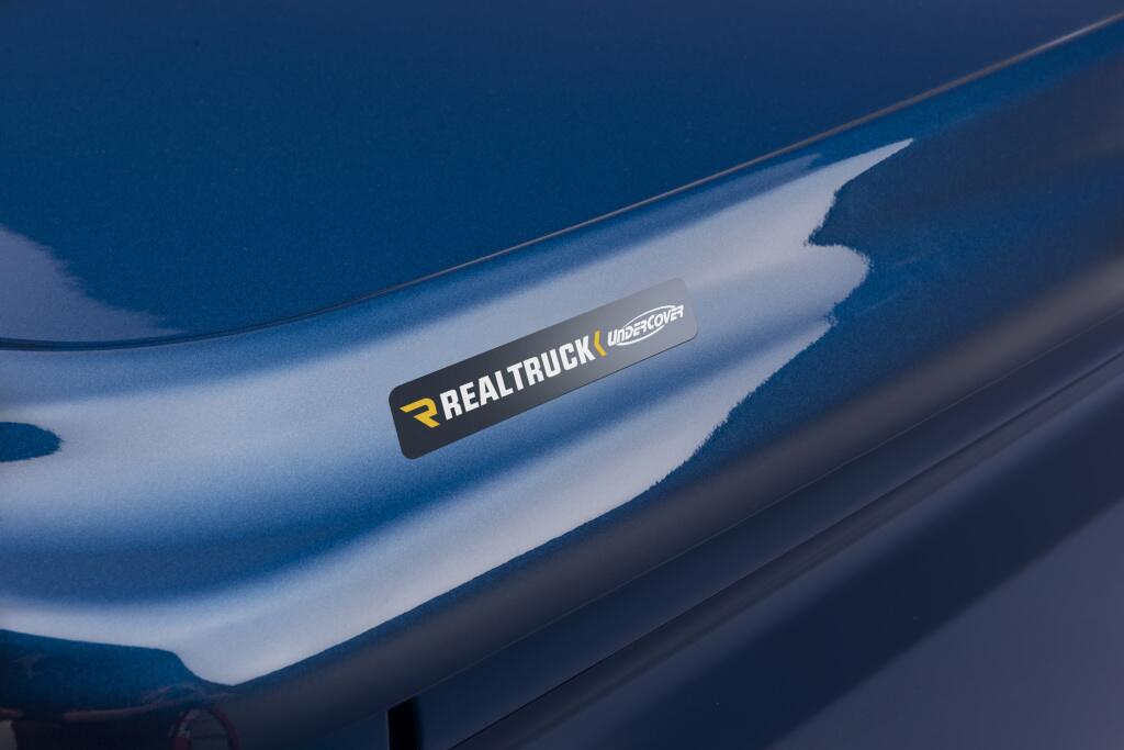Tonneau Cover LUX 2015-2020 Ford F-150 6 Foot 7 Inch Bed Std/Ext/Crew Magnetic Effect UnderCover