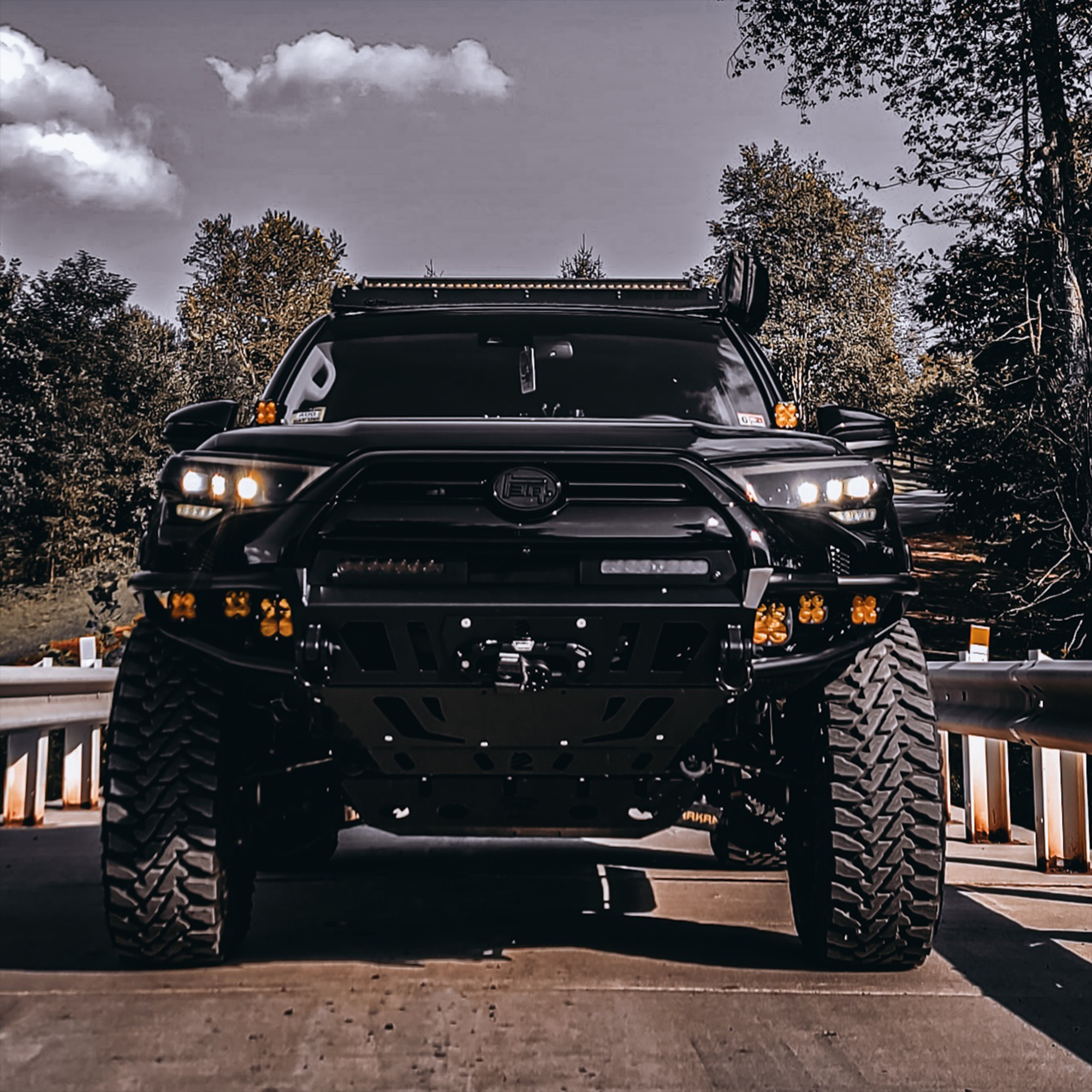 2020-2024 / 5th Gen / 4Runner Hybrid Front Bumper (TSS)