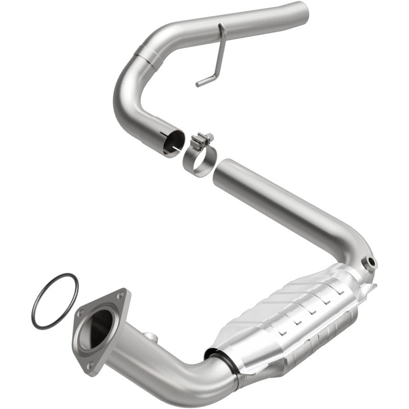 MagnaFlow Direct Fit Catalytic Conv 02-06 Cadillac Escalade / 02-06 GM Yukon (Inc Denali) 6.0L D/S