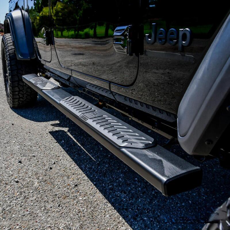 Westin 2020-2026 Jeep Gladiator R5 Nerf Step Bars - Textured Black