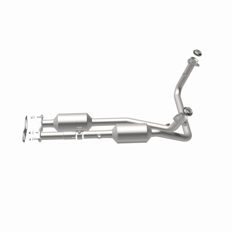 MagnaFlow Direct Fit Catalytic Converter California Grade 96-00 GM Tahoe/Yukon/Escalade 5.7L